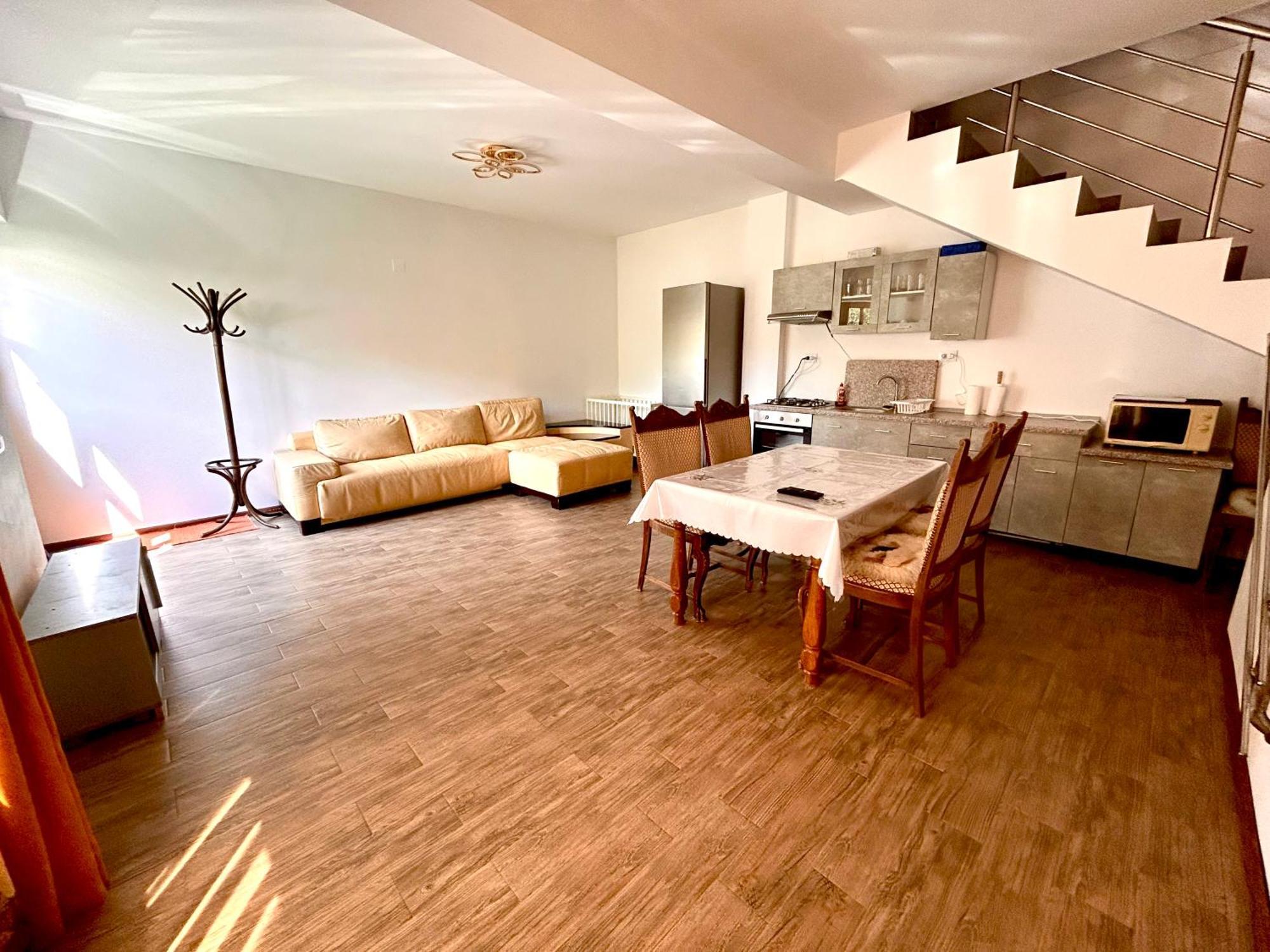 Casa Camelia Villa Nehoiu Bagian luar foto
